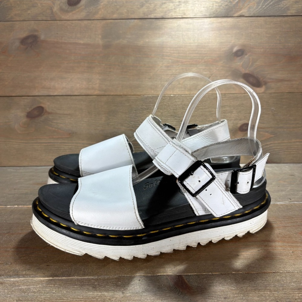 Dr Martens Voss Womens size 9 shoes White Leather Chunky Platform sandals
